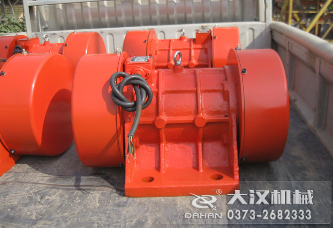 LZF-8倉壁振動器 LZF-8倉壁振動器